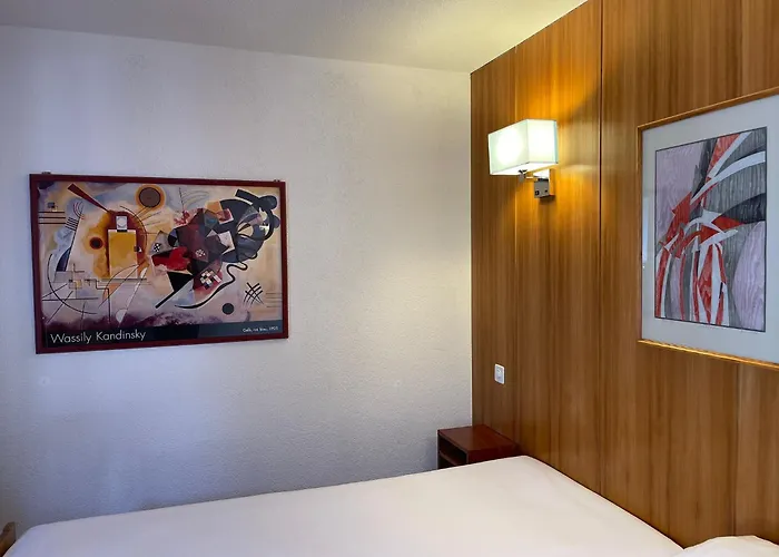 汽车旅馆 Des Sports