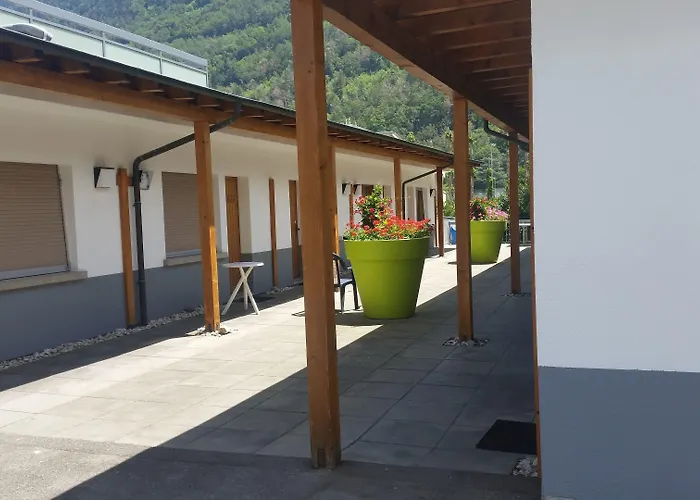 Des Sports 汽车旅馆