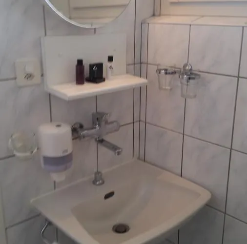 汽车旅馆 Des Sports 3*