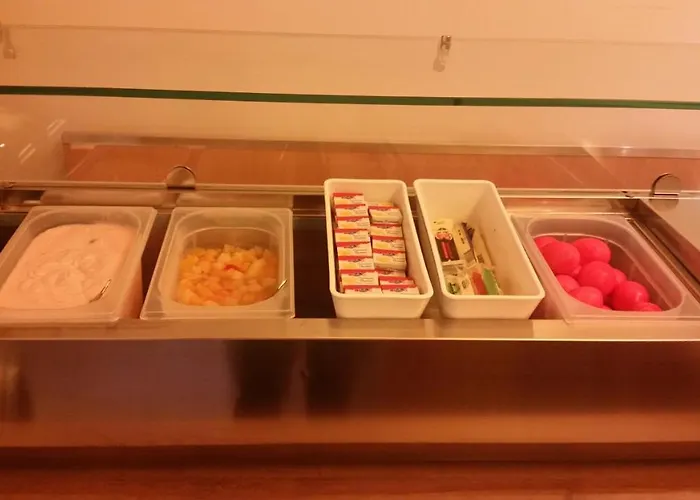 Des Sports 汽车旅馆 3*