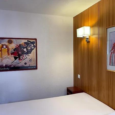 Motel Des Sports